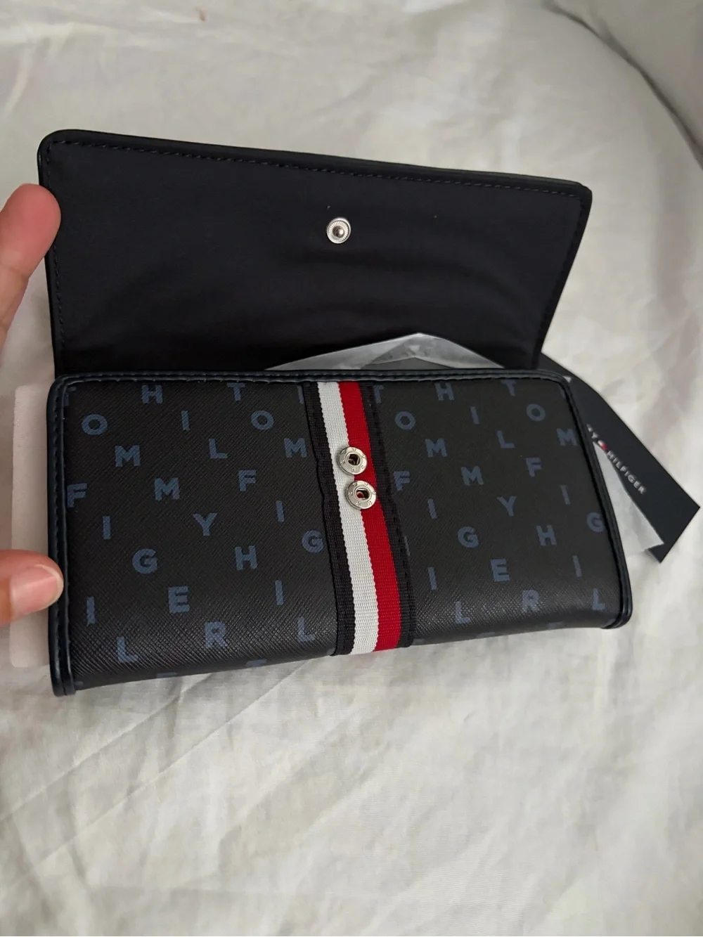 Tommy Hilfiger Navy Trifold Wallet Red-White Stripe NWT